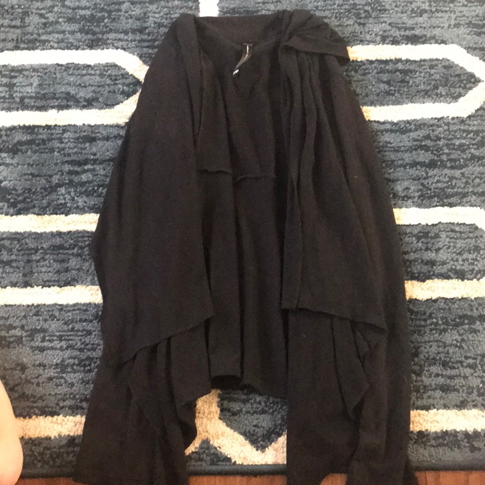 Isabella Rodriguez Sweater Small